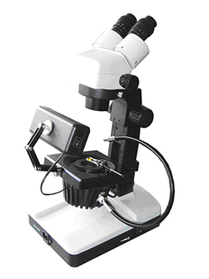 Microscope for identification and evaluation of diamonds and colored stones