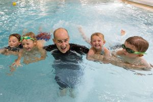 swimming lessons calgary Canyon Meadows Aquatic & Fitness Centre