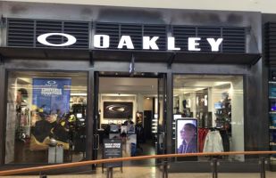 stores to buy women s sunglasses calgary Oakley Store